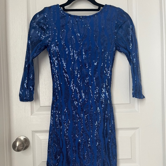 Sequin backless mini dress - Picture 1 of 6